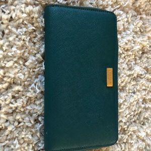 Kate Spade zipper wallet